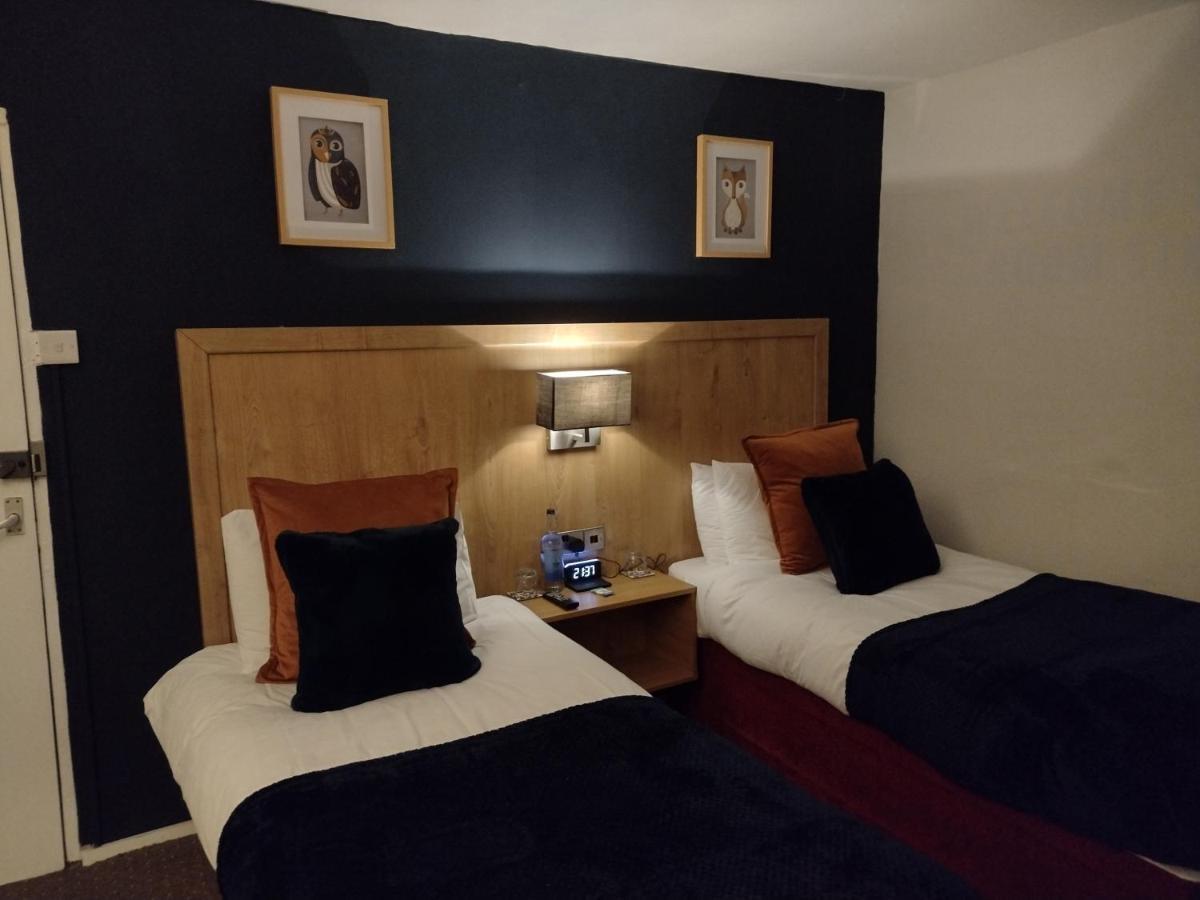 The Crown Inn كينشام المظهر الخارجي الصورة