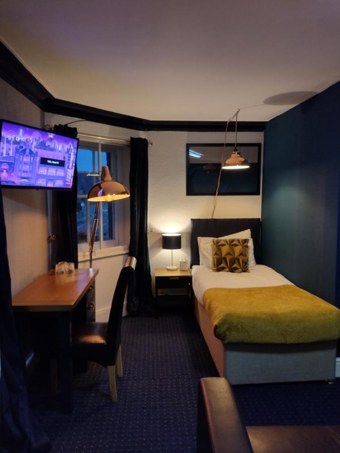 The Crown Inn كينشام المظهر الخارجي الصورة