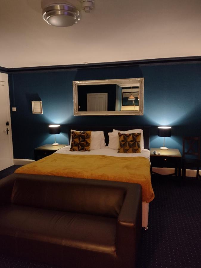 The Crown Inn كينشام المظهر الخارجي الصورة