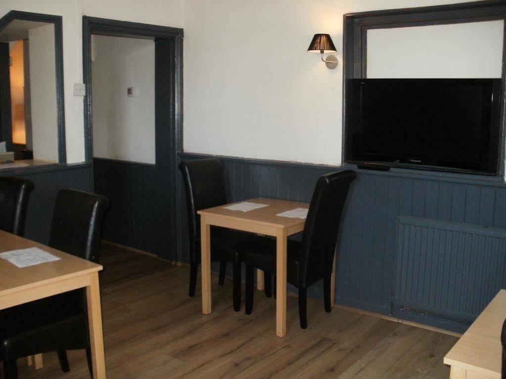 The Crown Inn كينشام المظهر الخارجي الصورة